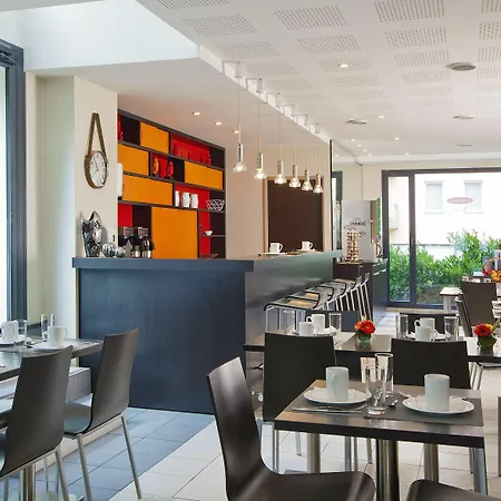 アパートホテル レジドーム ロレーヌ 3*