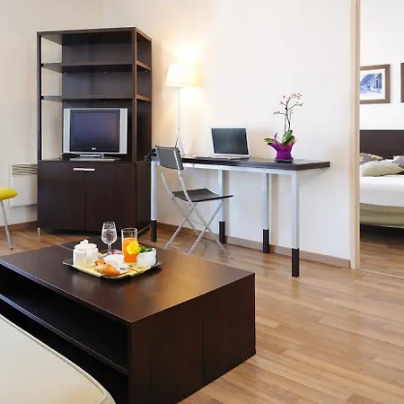 Residhome Lorraine Apartahotel