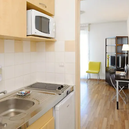 レジドーム ロレーヌ 3*